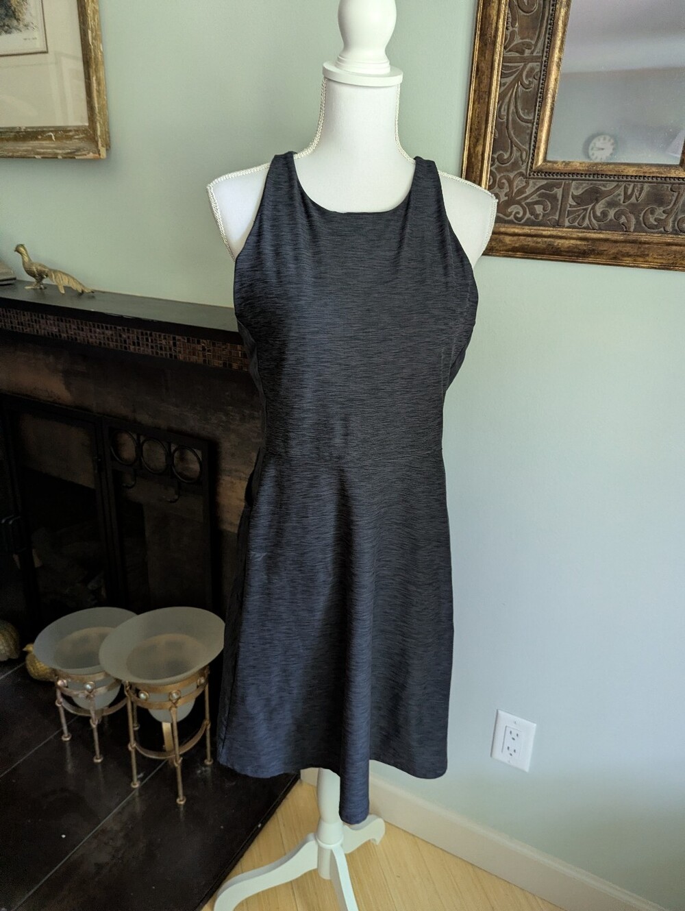 prAna Women's Large Kimble Dress Heather Charcoal Black Pocket Built-in Bra